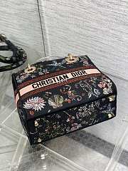 Dior Medium Lady D-Lite Bag Black Cabinet 24x21x12cm - 4