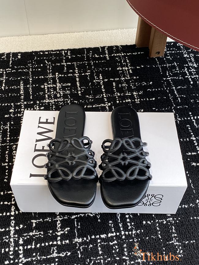 Loewe Petal Anagram Slide Calfskin Black - 1