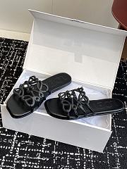 Loewe Petal Anagram Slide Calfskin Black - 2