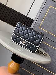 Chanel Wallet On Chain Black & White 19.5x13.5x7cm - 1