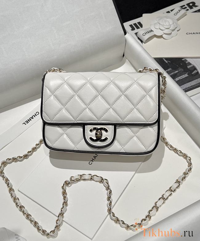 Chanel Wallet On Chain White Black 19.5x13.5x7cm - 1