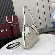 Gucci GG Emblem Small Shoulder Bag White Beige 24.5x16x5cm - 5