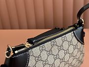 Gucci GG Emblem Small Shoulder Bag Beige Black 24.5x16x5cm - 6