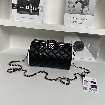 Chanel 25P Clutch With Chain Black White 18.5x11.5x11cm