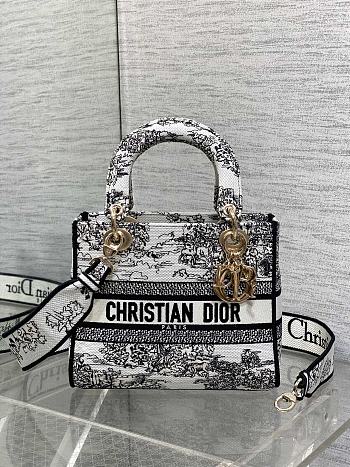 Dior Lady D-lite Bag White Black Scotland 24x11x20cm