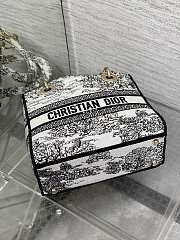 Dior Lady D-lite Bag White Black Scotland 24x11x20cm - 3