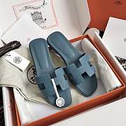 Hermes Oran Blue Slides 03 - 1