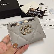 Chanel 19 Card Holder Light Grey 7.5 × 11.2 × 0.5 cm - 1