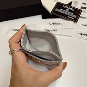 Chanel 19 Card Holder Light Grey 7.5 × 11.2 × 0.5 cm - 5