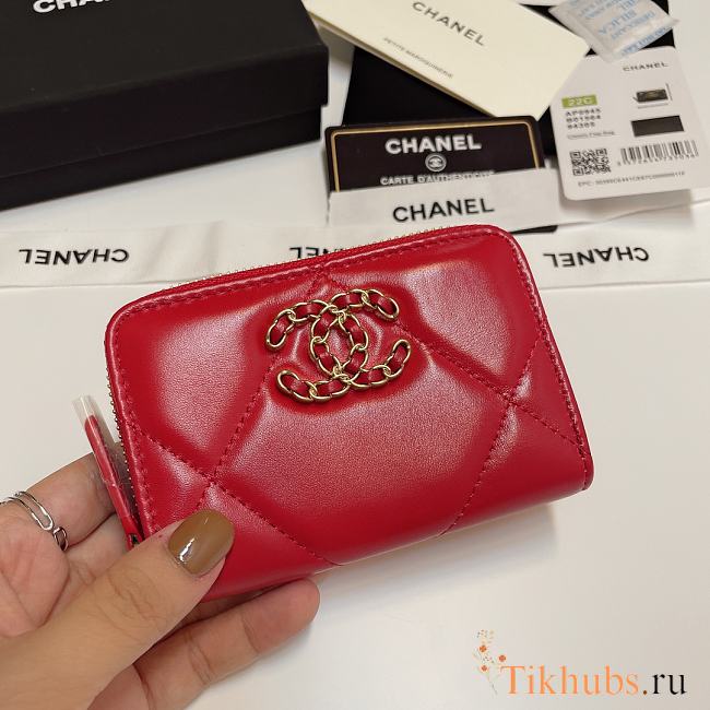 Chanel 19 Zip Coin Red Lambskin 11.5x8cm - 1