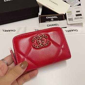 Chanel 19 Zip Coin Red Lambskin 11.5x8cm