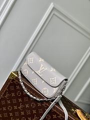 Louis Vuitton LV Wallet On Chain Ivy Grey 23.5x12x4.3cm - 6