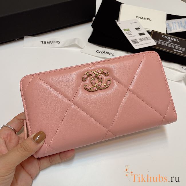 Chanel Zipped Pink Wallet 19.5x10.5cm - 1