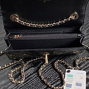 Chanel CC Trendy Top Handle Black Lambskin 19x5.5cm - 2