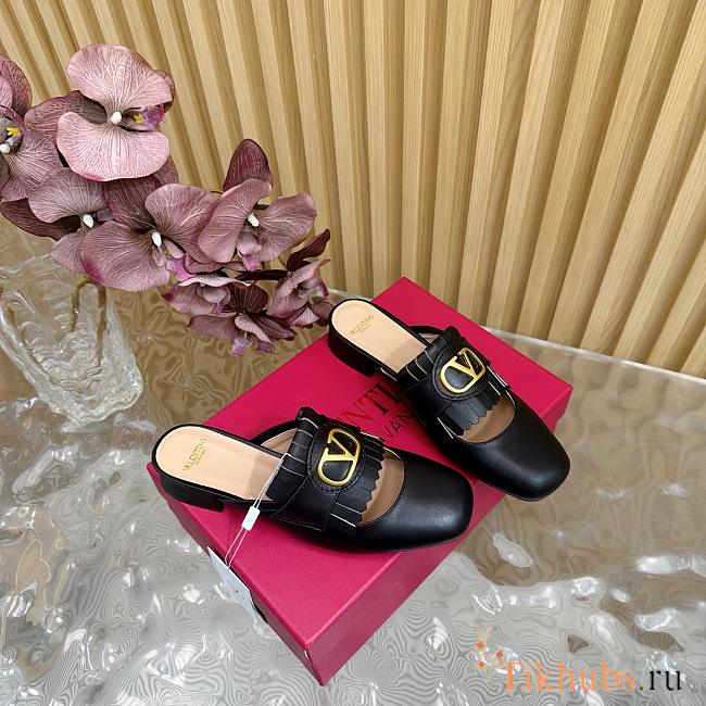 Valentino Garavani Black Flat - 1