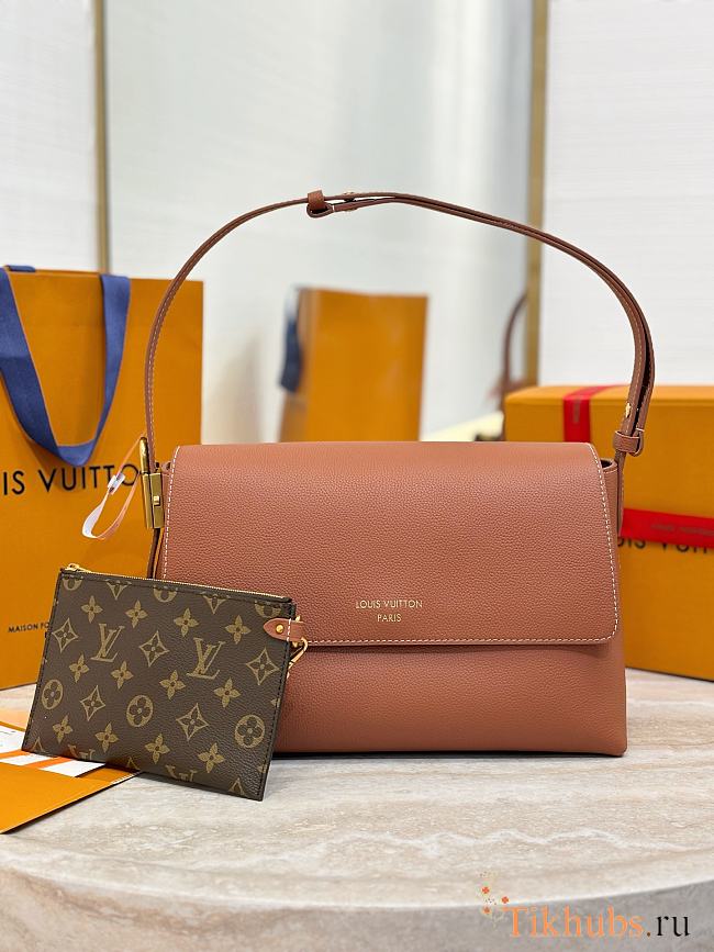 Louis Vuitton LV Low Key Messenger Cognac Bag 30x18x12cm - 1