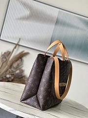 Louis Vuitton LV Shopper Tote MM Monogram 40x32x16cm - 6