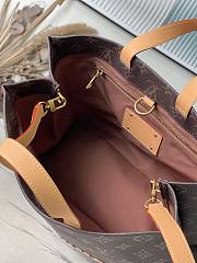 Louis Vuitton LV Shopper Tote MM Monogram 40x32x16cm - 3