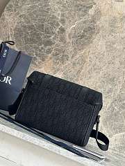 Dior Hit the Road Messenger Bag Flap Black 24x18x8cm - 2