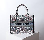Dior Medium Book Tote White Blue Papillon 36x18x28cm - 1