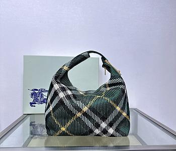 Burberry Medium Peg Duffle Bag Knight Green 28x16.5x33.5cm