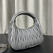 Miu Miu Wander Matelassé Leather Bag Grey 20x17x6cm - 4