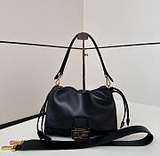 Fendi Mamma Baguette Medium Black Leather Bag 26.5x18x8.5cm - 1