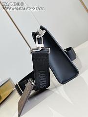 Louis Vuitton LV Gaston Wearable Wallet Monogram 22x14.5x4.5cm - 6