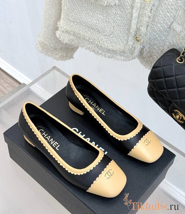 Chanel Leather Scalloped Pumps Beige Black - 1