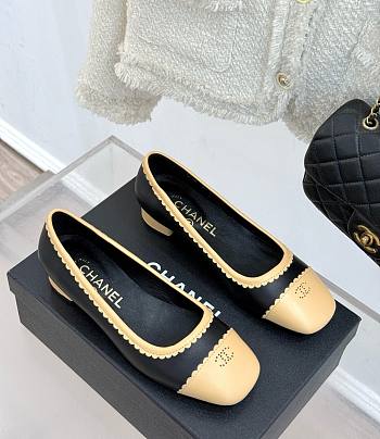 Chanel Leather Scalloped Pumps Beige Black