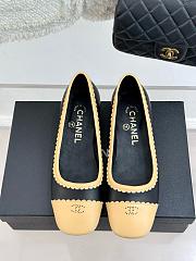 Chanel Leather Scalloped Pumps Beige Black - 2