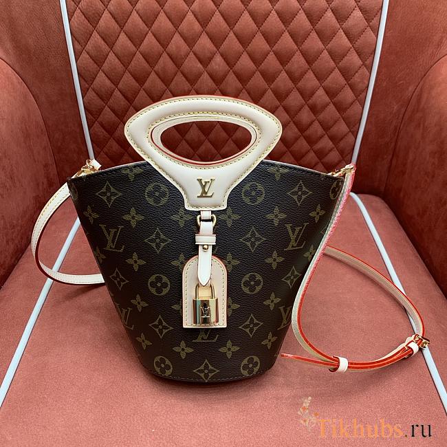 Louis Vuitton LV Rivage BB Bag 18x12x7cm - 1