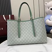 Gucci GG Emblem Medium Tote Bag Green 38x25x15cm - 3