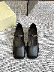 The Row Square T-Strap Flat Black - 1