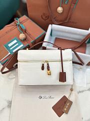 Loro Piana Extra Bag L27 White Dark Chocolate 27x16x10cm - 1