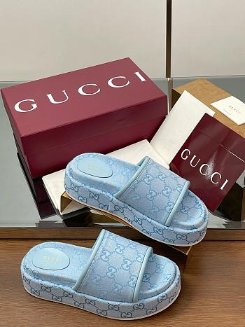 Gucci Women's GG Platform Sandal Blue