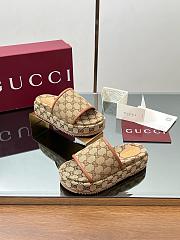 Gucci Women's GG Platform Sandal Beige - 3