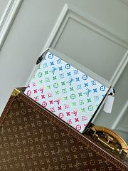 Louis Vuitton LV Monogram Iridescent Pochette Voyage 26x20x5cm - 2