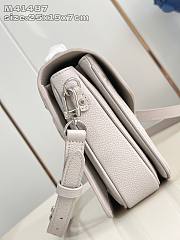 Louis Vuitton LV Pochette Métis Brume Gray 25x19x7cm - 4