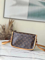 Louis Vuitton LV Gibeciere Shoulder Bag PM Brown 25x9x15cm - 2