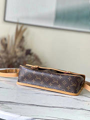 Louis Vuitton LV Gibessiere MM Shoulder bag 28x20x8cm - 5