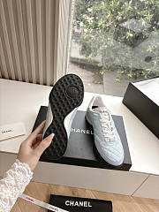Chanel Calfskin & Suede Calfskin Sneakers Blue - 4