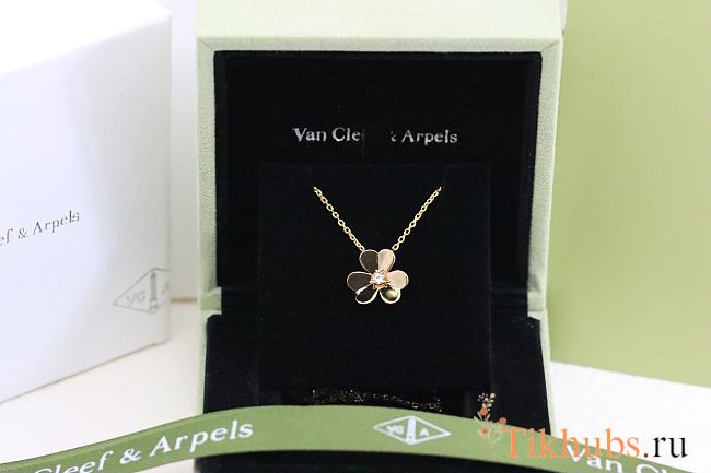 Van Cleef VCA Necklace 08 - 1