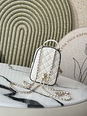 Chanel 25p Backpack White Lambskin 18x13x9cm - 2