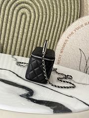 Chanel Top Handle Vanity Case Black Caviar 17x8x9.5cm - 6