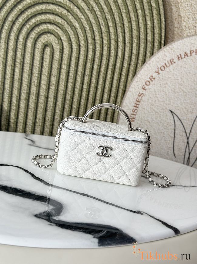 Chanel Top Handle Vanity Case White Caviar 17x8x9.5cm - 1