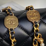 Chanel Folding Bag Black Lambskin 22x15x5.5cm - 5