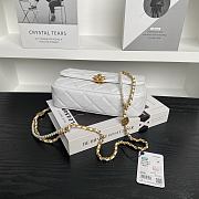 Chanel Folding Bag White Lambskin 22x15x5.5cm - 4