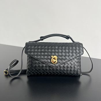 Bottega Veneta Knot Lock Black Bag 25x16x5.5cm