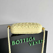 Bottega Veneta Knot Minaudiere On Strap Yellow 20x12x5.5cm - 3